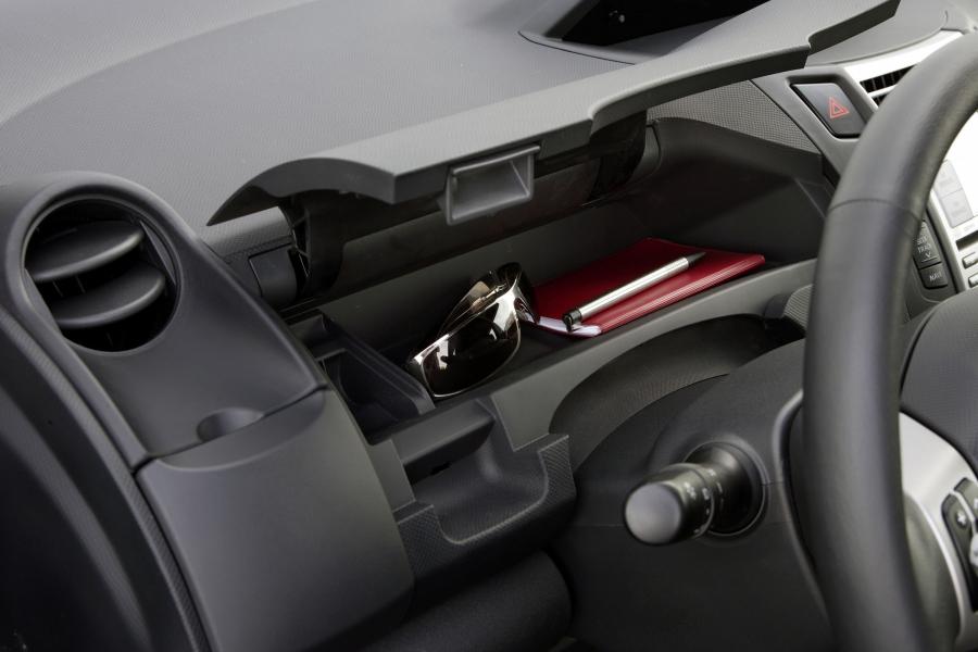  Toyota Yaris TS 2007 года  (фото 13 из 89)